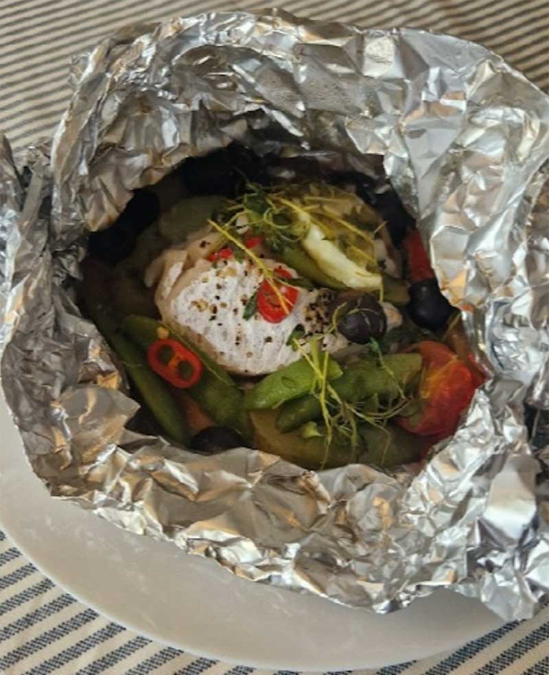 Lax med gräddstuvad spetskål